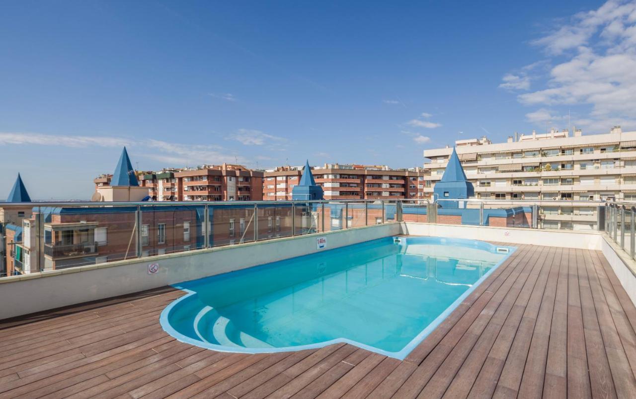 Ilunion Les Corts Spa Барселона Екстериор снимка