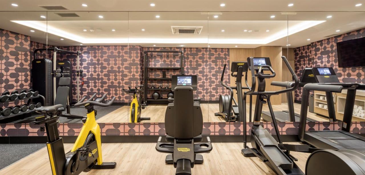 Ilunion Les Corts Spa Барселона Екстериор снимка