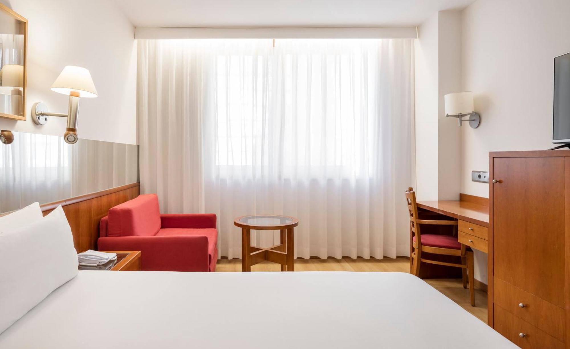 Ilunion Les Corts Spa Барселона Стая снимка