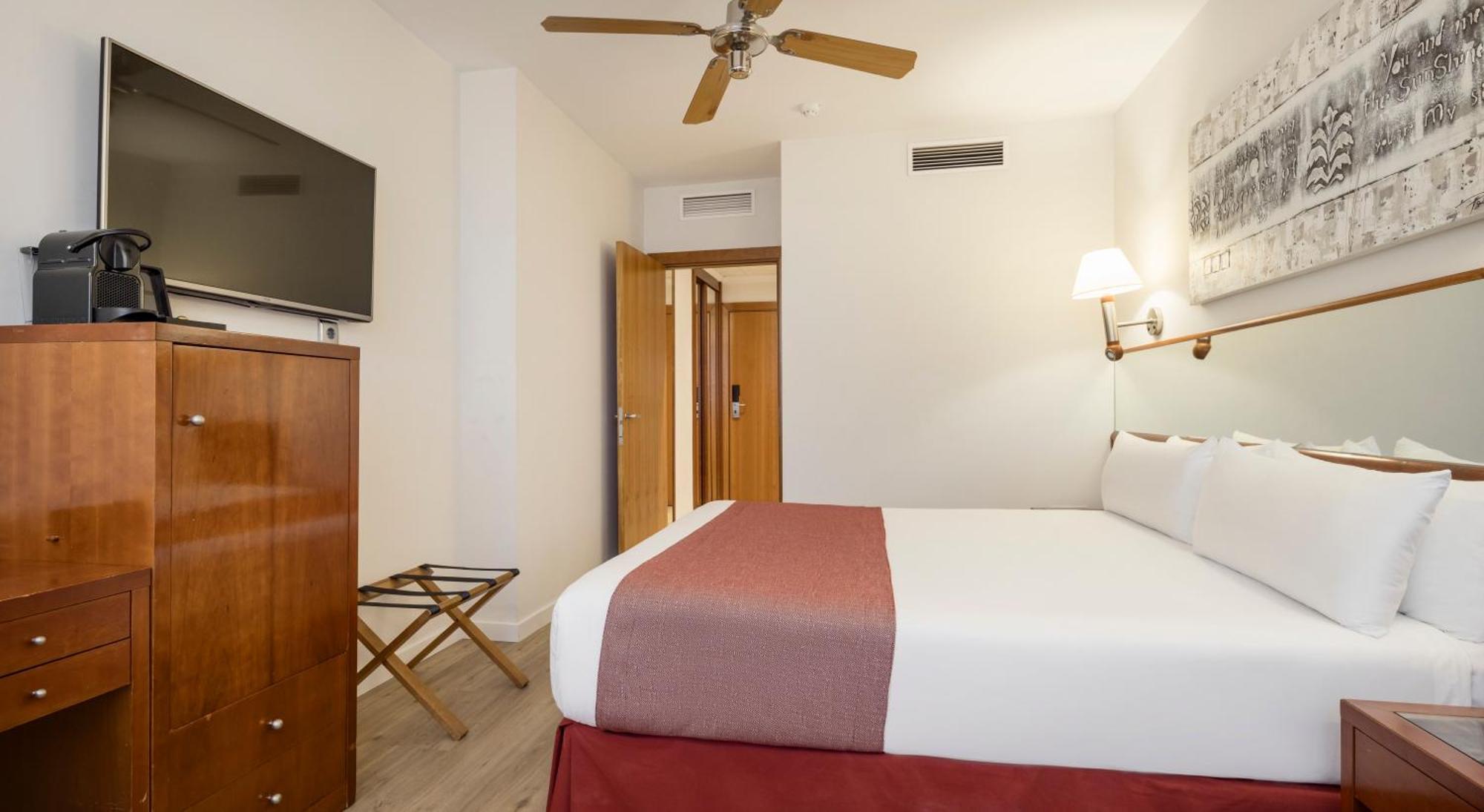 Ilunion Les Corts Spa Барселона Стая снимка